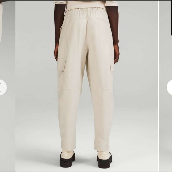 Lululemon Light Utilitech Cargo Pocket High-Rise Pant in Natural Ivory Size 24 - Picture 3 of 12